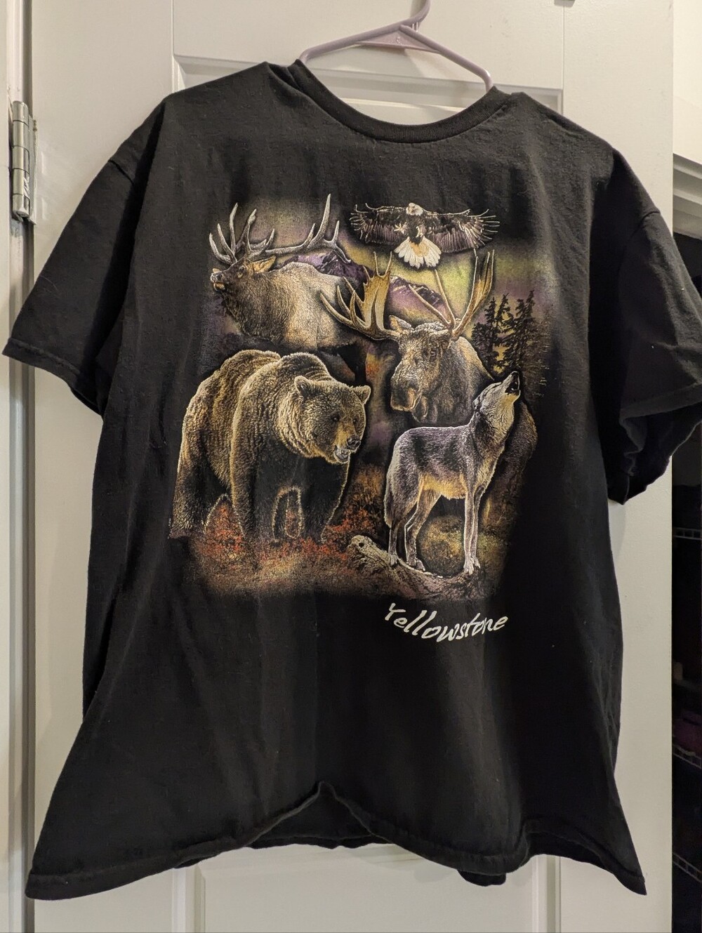 Vintage National Parks Yellowstone Tshirt